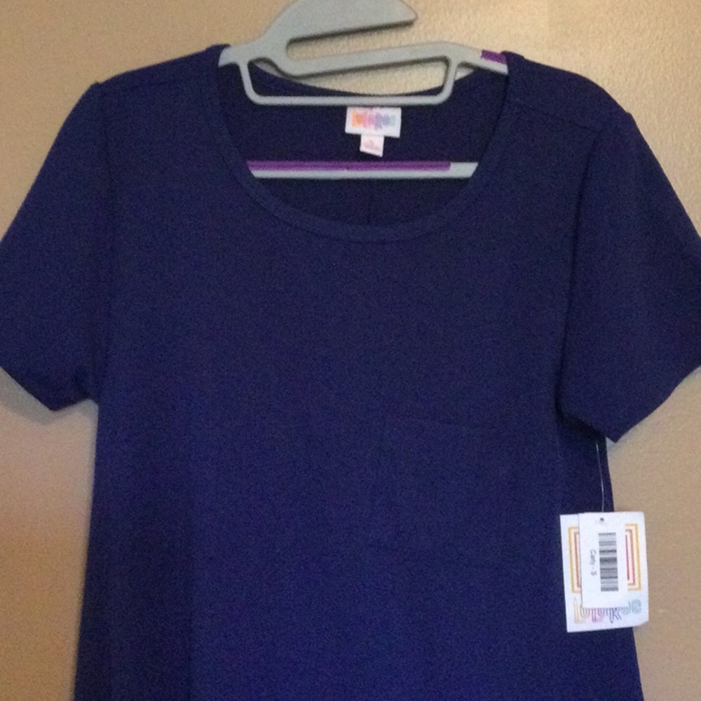 New with tags Lularoe Carly Dress, size Small. Solid Navy